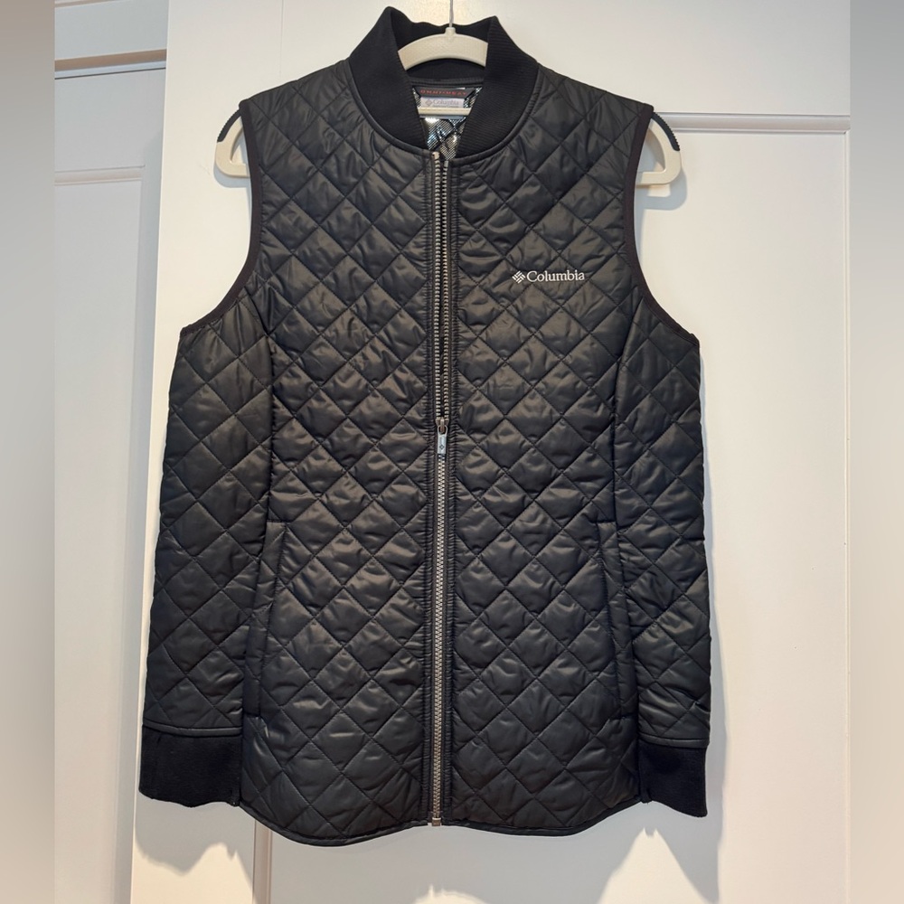 NWOT Columbia Black Quilted Sleeveless Vest